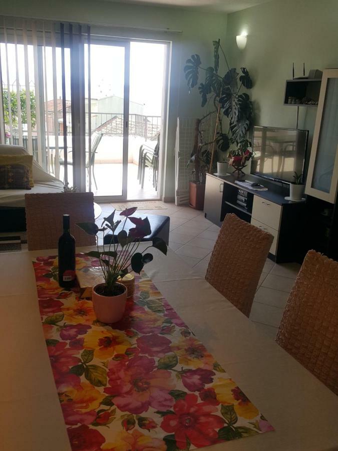 Apartments Pero Podgora Luaran gambar
