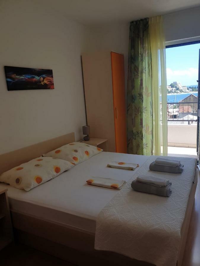 Apartments Pero Podgora Luaran gambar